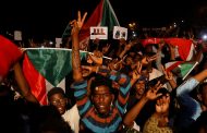 تجمع المهنيين السودانيين: ثورتنا تمر بمرحلة حرجة ومحاولات التفاف متكررة