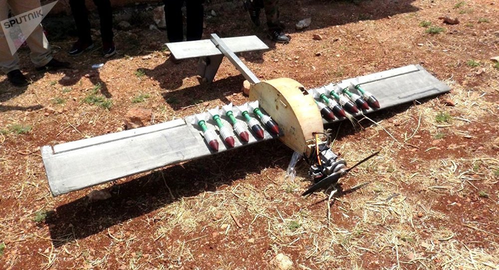 الجيش السوري يسقط طائرة مسيرة مذخرة بقنابل شديدة الانفجار بريف حماة الشمالي