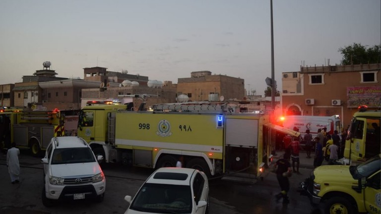 فاجعة تهز الرياض .. وفاة عائلة سعودية بأكملها بحريق داخل منزلهم