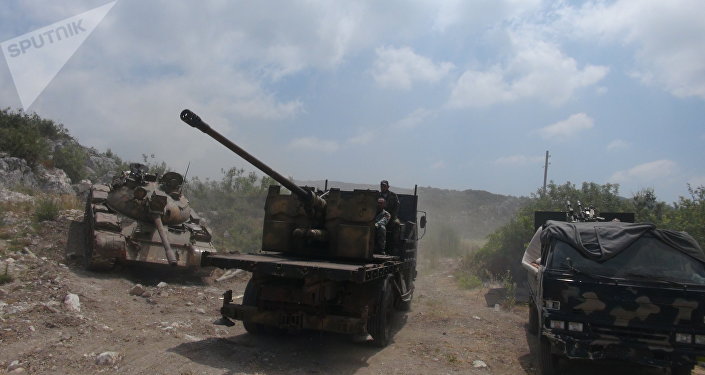 الجيش السوري يتقدم ويسيطر على تل الملح الاستراتيجي في ريف حماة الشمالي