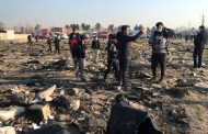 الكشف عن جنسية غالبية ركاب الطائرة الأوكرانية المنكوبة في إيران