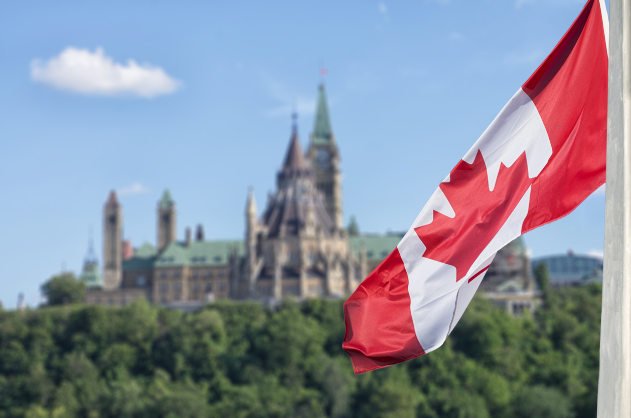 ارتفاع حصيلة الإصابات بفيروس كورونا في كندا إلى أكثر من 555 ألفا