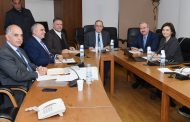 فرعية المال تبحث في الخروج من الازمة