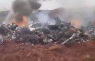 بالفيديو ـ إصابة مروحية للجيش السوري في ريف حلب مما أدى إلى سقوطها واستشهاد طاقمها