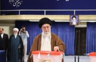 خامنئي: يوم الإنتخابات هو تطبيق الحق المدني