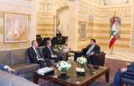 دياب ووزير المالية بحثا أوضاع الجمارك بحضور مسؤولين