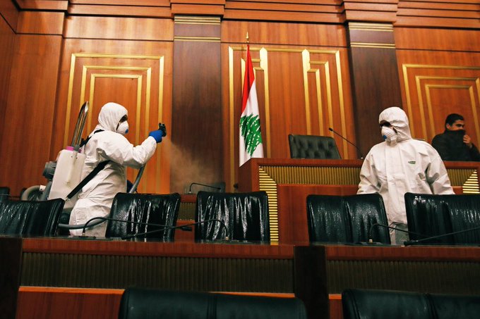 بالفيديو والصور ـ تعقيم مجلس النواب لمكافحة فيروس كورونا