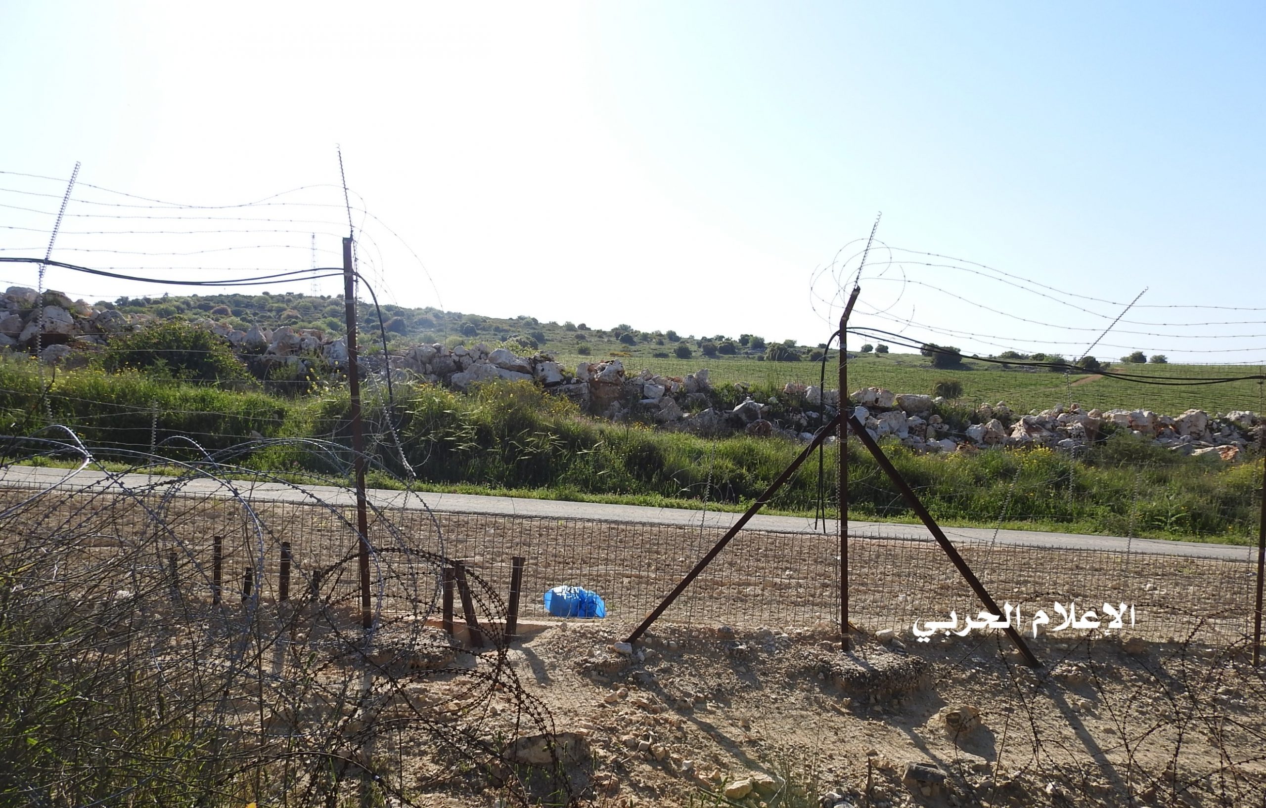 بالفيديو ـ العدو الإسرائيلي يستكمل أعمال صيانة الثغرات في السياج التقني عند الحدود اللبنانية