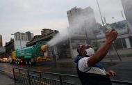 وزير الصحة التشيلي يعلن قفزة في إصابات كورونا وفرض حجر صحي في سانتياغو
