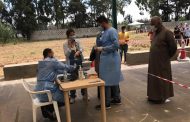 فحوص PCR لنازحين سوريين في خراج بلدة تلحياة سهل عكار