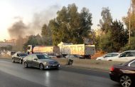 قطع أوتوستراد الناعمة باتجاه بيروت بالاطارات المشتعلة