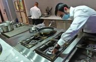 بالفيديو ـ بعد التطبيع.. مطاعم في دبي تقدم الطعام وفق الشريعة اليهودية لاستقبال المستوطنين الإسرائيليين