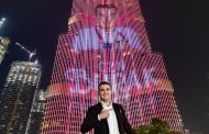 بالفيديو ـ برج خليفة في دبي يحتفي بافتتاح مطعم الشيف التركي بوراك