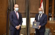 الرئيس بري أبرق مهنئا بمناسبة إنتصار الثورة الايرانية وتلقى برقية تعزية من الرئيس الفلسطيني