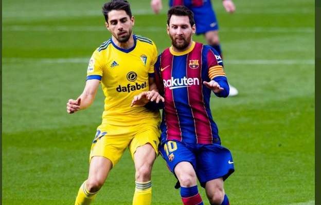 الدوري الإسباني: برشلونة يستمر في التعثر ويتعادل مع قاديش