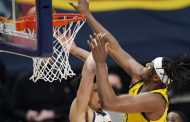 NBA: ناغتس يهزم بيسرز في الربع الأخير