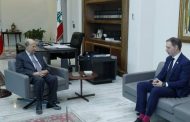 الرئيس عون عرض مع ​السفير البريطاني التطورات السياسية الأخيرة