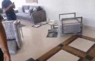 عدد من المحتجين اقتحموا منزل النائب طارق المرعبي في بيروت