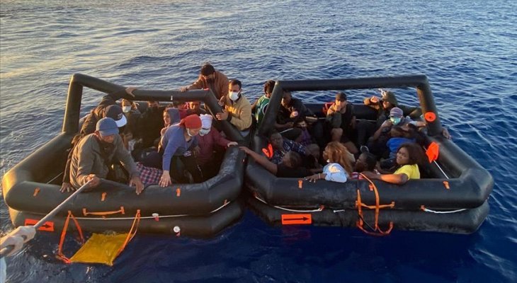 خفر السواحل التركي أنقذ 48 مهاجراً غير نظامي قبالة سواحل مرمريس