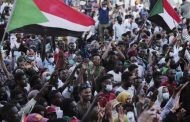 لجنة أطباء السودان: 10 قتلى برصاص الجيش خلال مظاهرات اليوم