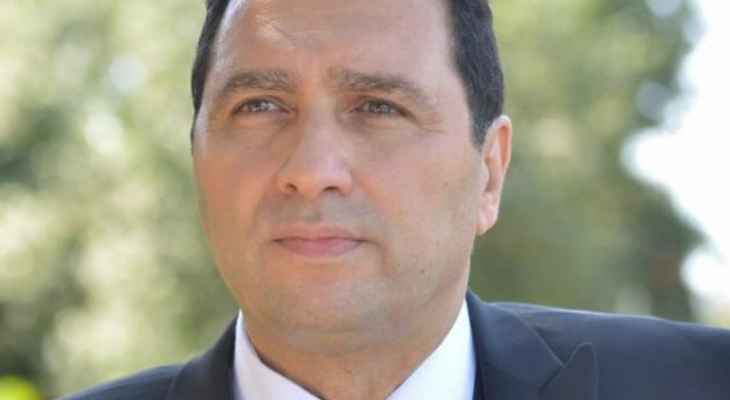البراكس: سبب التفاوت بأسعار المحروقات يعود إلى إرتفاع أسعار النفط عالمياً وتراجع بسعر دولار صيرفة وإرتفاع سعر دولار السوق الحرة