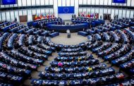 البرلمان الأوروبي: مطالبة مؤسسات الإتحاد بإعطاء أوكرانيا صفة مرشح لعضوية الإتحاد
