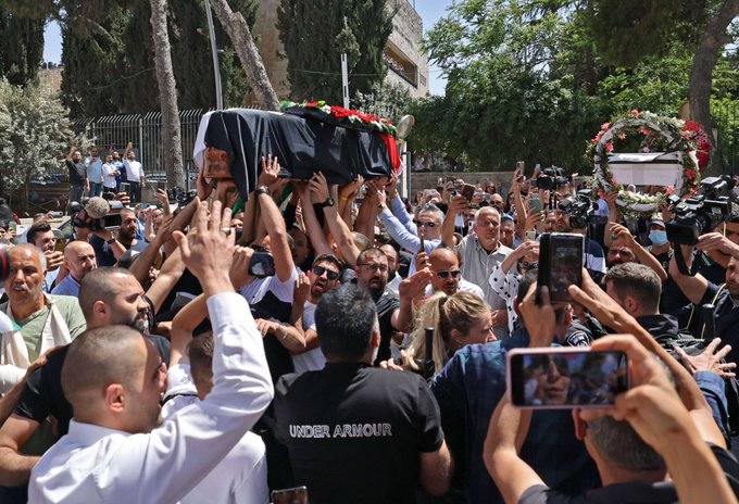 جنازة الصحافية الفلسطينية شيرين أبو عاقلة تنظم الجمعة في القدس وسط استنفار لقوات الاحتلال