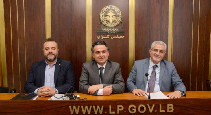 حمية بحث مع لجنة الاشغال في الاقتراح القانوني والتنظيمي للمرافئ: لا بيع لاملاك الدولة