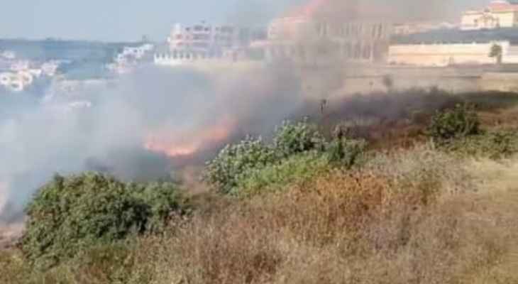 أهالي الخرايب في الجنوب ناشدوا أصحاب صهاريج المياه المساعدة لإخماد حريق اندلع في البلدة