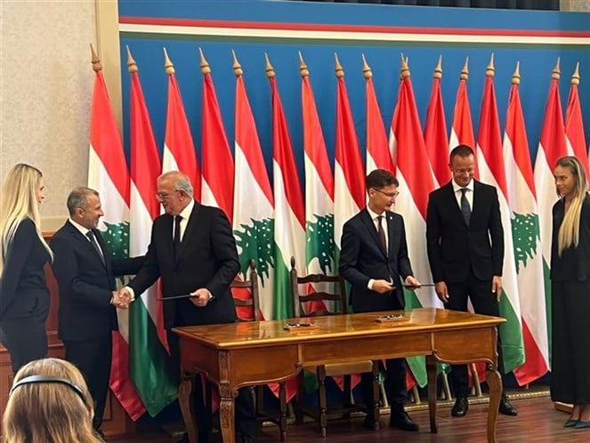 توقيع اتفاقية الشراكة بين مدينة البترون ومدينة Sekesfehervar الهنغارية