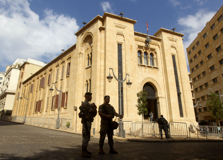 موفدو اللجنة الخماسية يعبّدون طريق الكتل النيابية نحو مبادرة بري